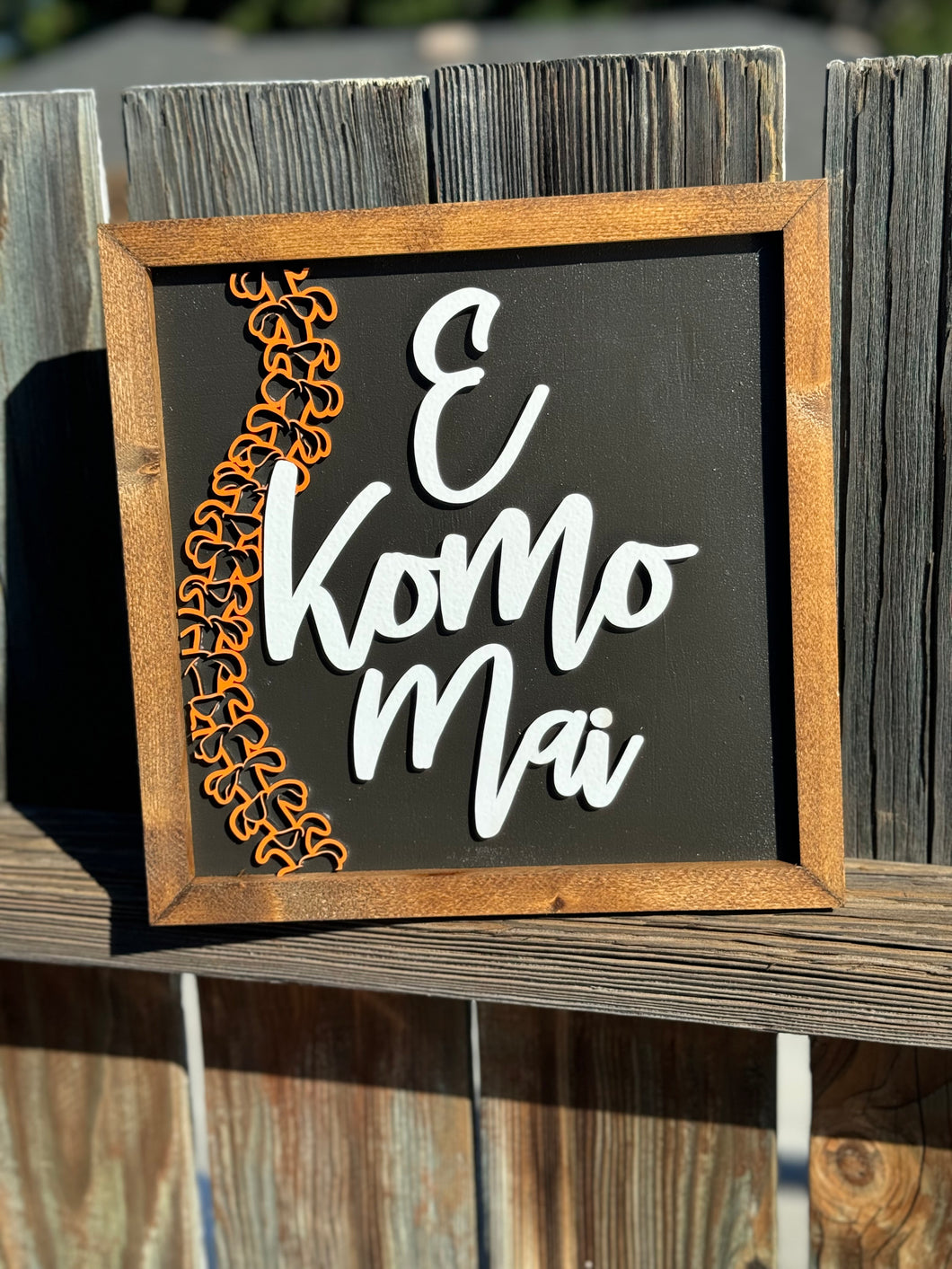 E Komo Mai with Lei